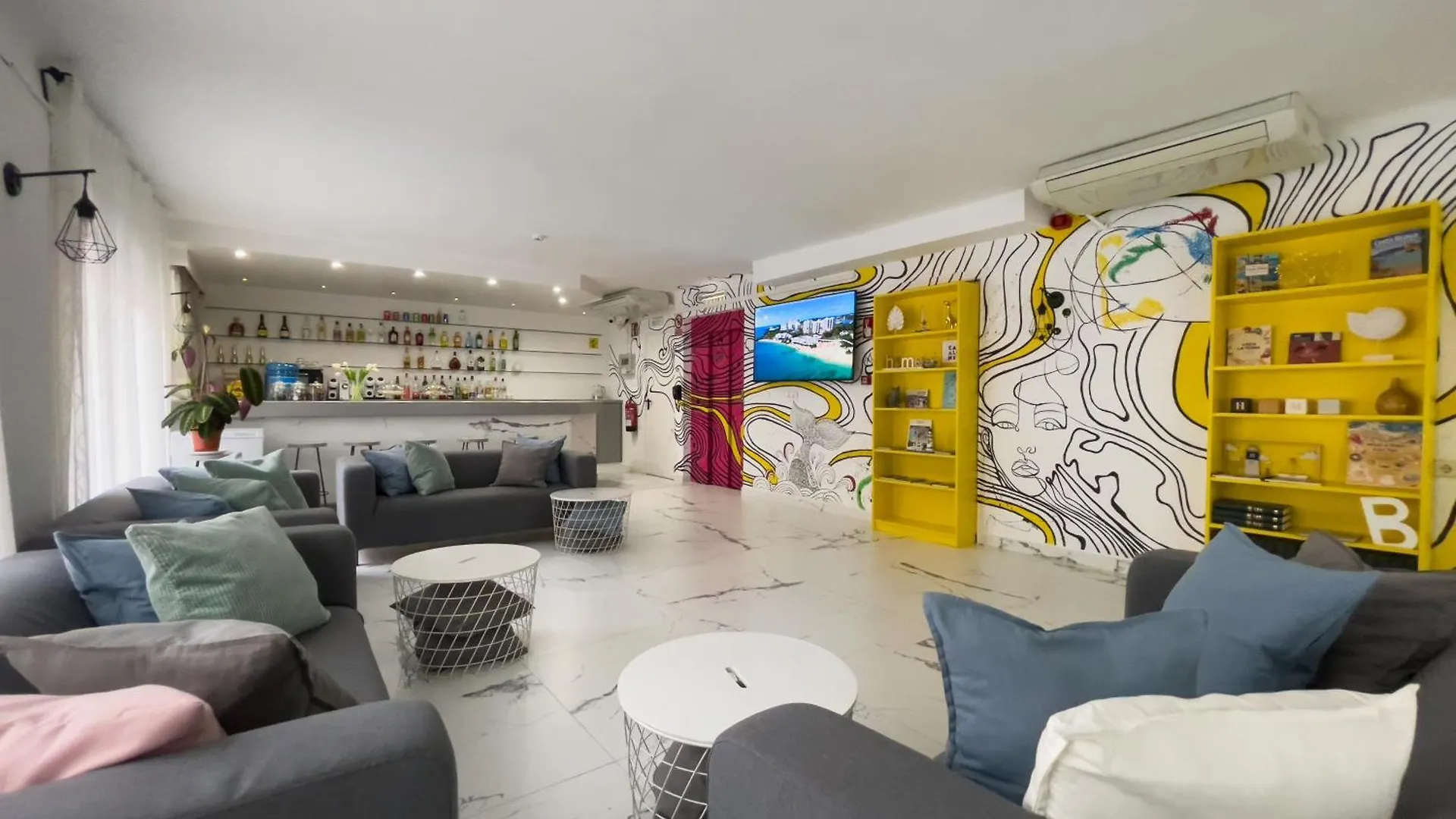 Hotel Maremagnum Lloret de Mar 0*,  İspanya