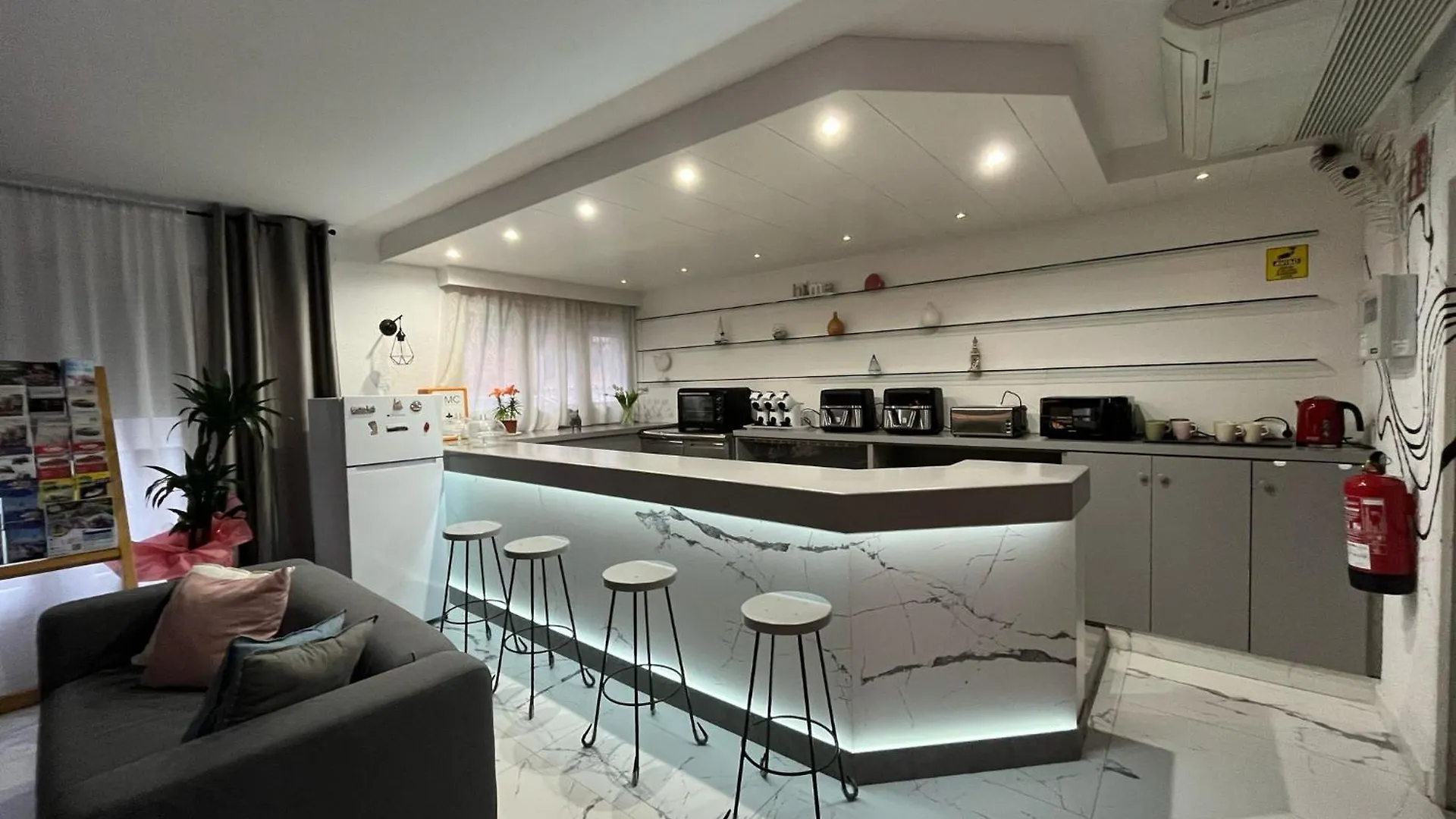 Hotel Maremagnum Lloret de Mar 0*,  İspanya