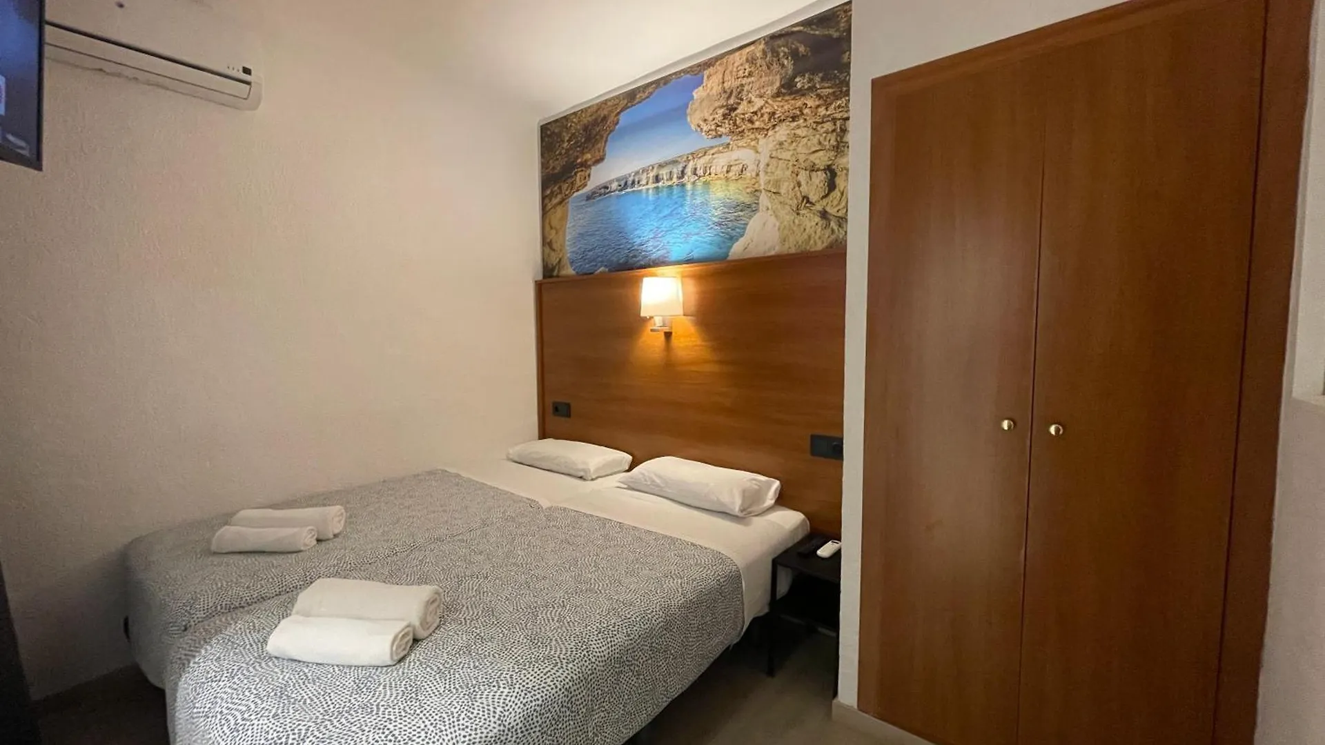 Hotel Maremagnum Lloret de Mar 0*,  İspanya